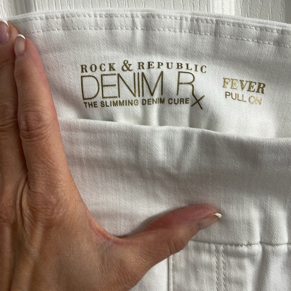 Rock & Republic White Jeans Wide Waist Band Pockets Pull On Style Size 10 - Picture 2 of 8